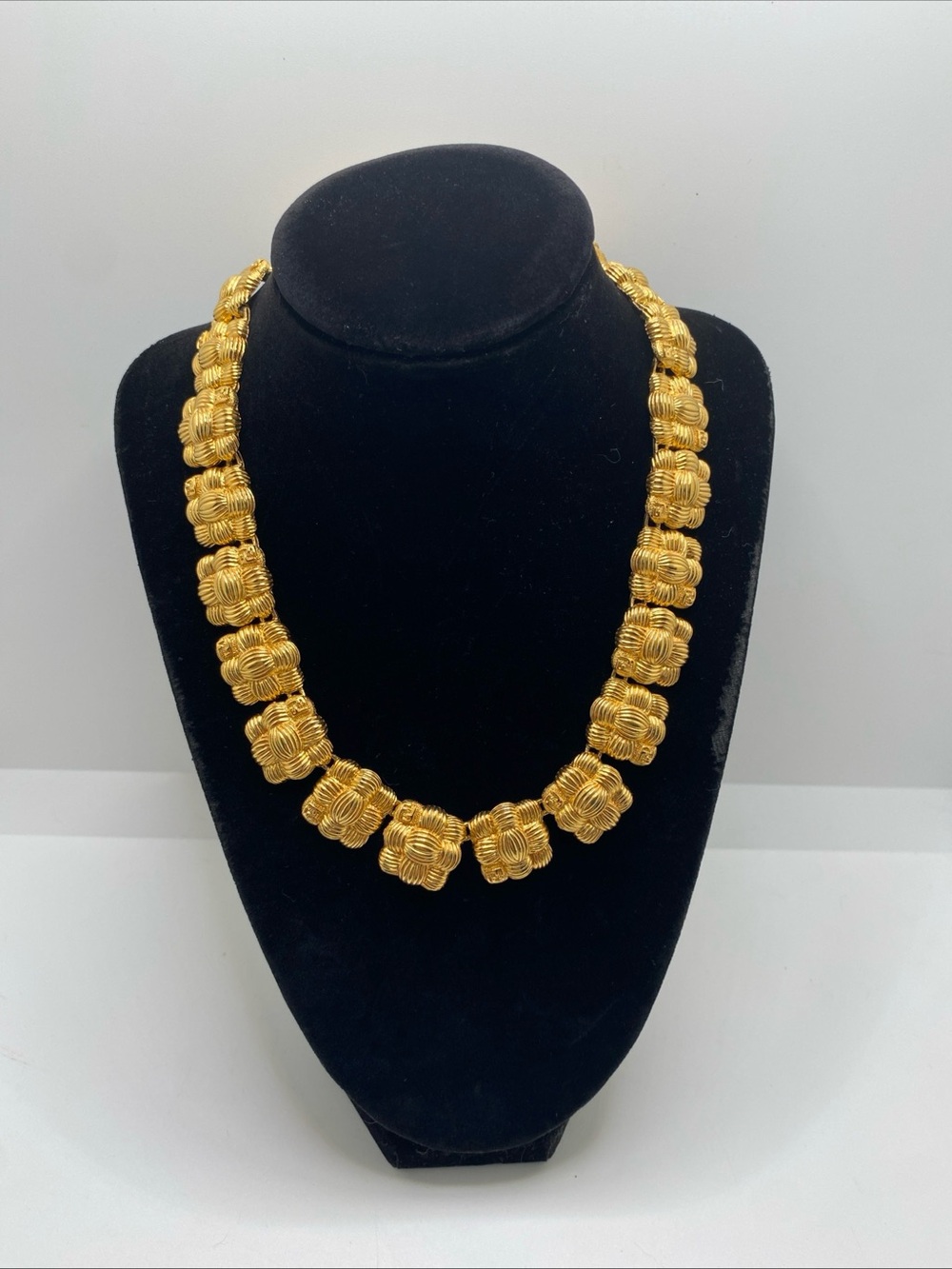 Vintage Fendi Basket Weave Gold Plated Collar Choker Necklace 17" Signed